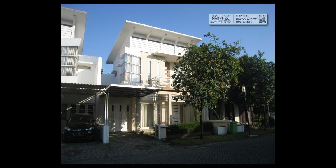 RUMAH DIJUAL @ Royal Residence Buckingham Surabaya - Character Charm & Comfort. RUMAH DIJUAL @ Royal Residence Buckingham Surabaya - Character Charm & Comfort.