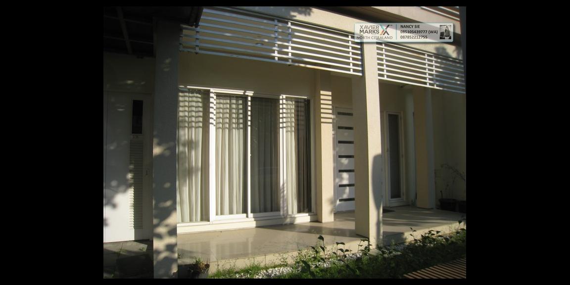 RUMAH DIJUAL @ Royal Residence Buckingham Surabaya - Character Charm & Comfort. RUMAH DIJUAL @ Royal Residence Buckingham Surabaya - Character Charm & Comfort.