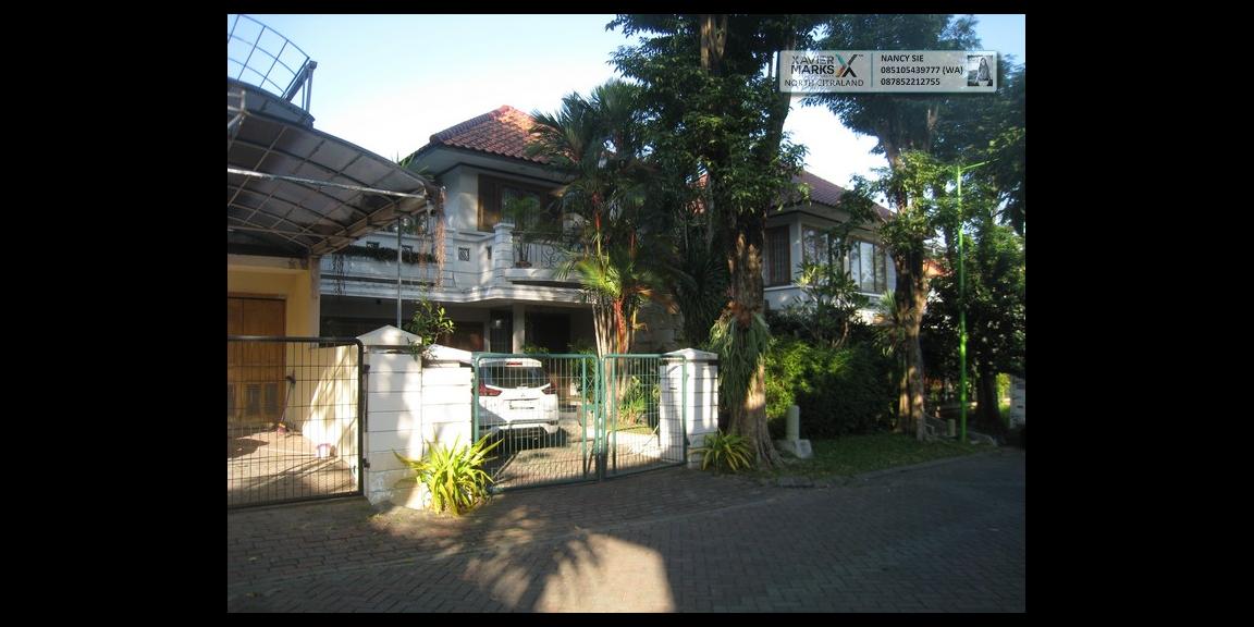 RUMAH DISEWAKAN @ Graha Famili Surabaya - Terawat dan Siap Huni. RUMAH DISEWAKAN @ Graha Famili Surabaya - Terawat dan Siap Huni.