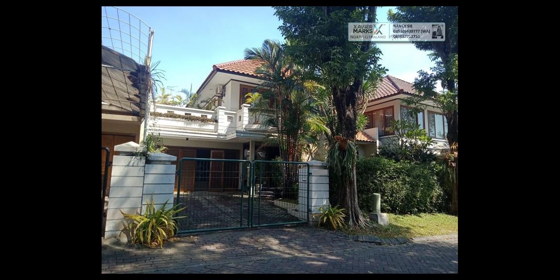 RUMAH DISEWAKAN @ Graha Famili Surabaya - Terawat dan Siap Huni. RUMAH DISEWAKAN @ Graha Famili Surabaya - Terawat dan Siap Huni.