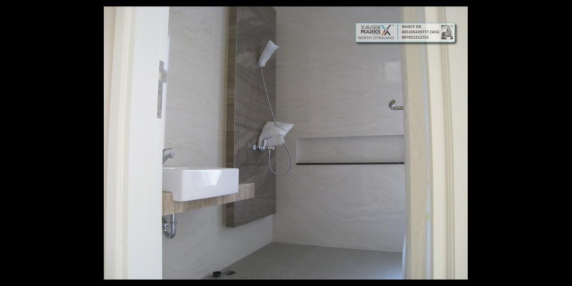 RUMAH DIJUAL @ Graha Natura Lontar Surabaya -  Elegance and Luxury. RUMAH DIJUAL @ Graha Natura Lontar Surabaya -  Elegance and Luxury.