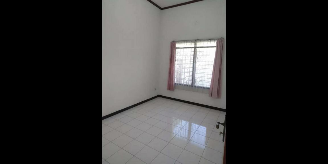 Dijual Rumah Manyar Tirtoyoso Utara Dijual Rumah Manyar Tirtoyoso Utara