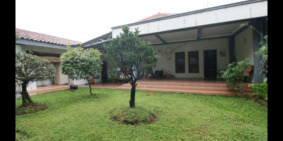 Dijual Rumah Mewah Lokasi Strategis Depan Jalan Utama Dekat Stadion Pakansari dan Cibinong City Mall Dijual Rumah Mewah Lokasi Strategis Depan Jalan Utama Dekat Stadion Pakansari dan Cibinong City Mall