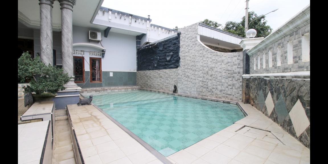 Dijual Rumah Mewah Lokasi Strategis Depan Jalan Utama Dekat Stadion Pakansari dan Cibinong City Mall Dijual Rumah Mewah Lokasi Strategis Depan Jalan Utama Dekat Stadion Pakansari dan Cibinong City Mall