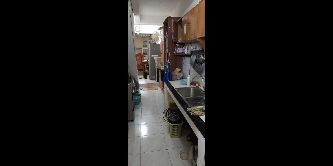 DIJUAL RUMAH TIGA LANTAI DI PASIR IMPUN BANDUNG DIJUAL RUMAH TIGA LANTAI DI PASIR IMPUN BANDUNG