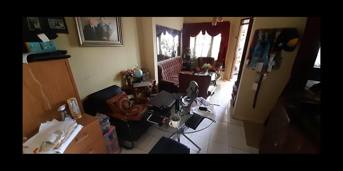 DIJUAL RUMAH TIGA LANTAI DI PASIR IMPUN BANDUNG DIJUAL RUMAH TIGA LANTAI DI PASIR IMPUN BANDUNG