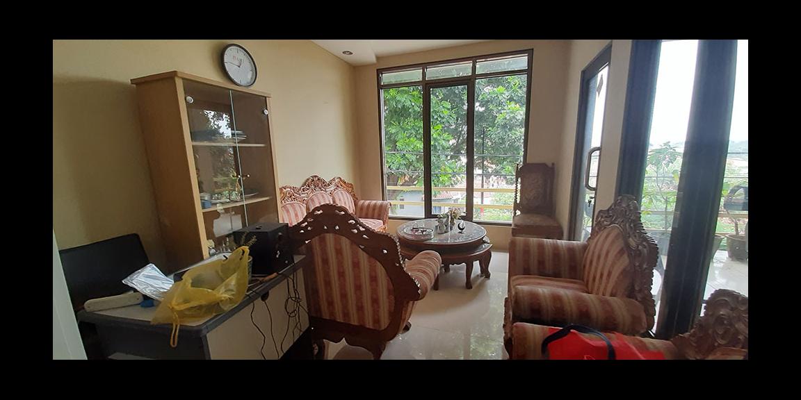 DIJUAL RUMAH TIGA LANTAI DI PASIR IMPUN BANDUNG DIJUAL RUMAH TIGA LANTAI DI PASIR IMPUN BANDUNG