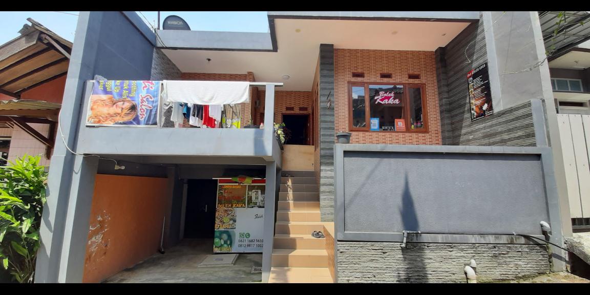 RUMAH CANTIK DI JATIHANDAP BANDUNG RUMAH CANTIK DI JATIHANDAP BANDUNG