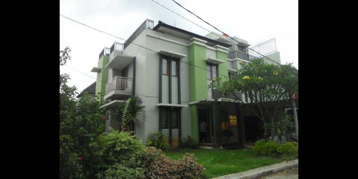 Rumah di Pondok Labu Jakarta Selatan Rumah di Pondok Labu Jakarta Selatan