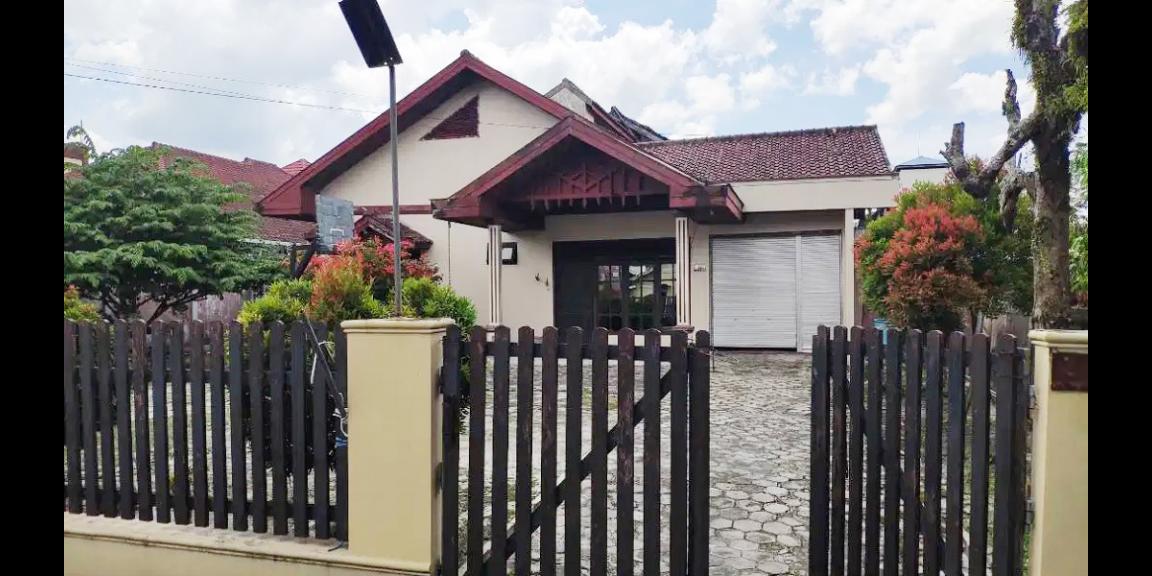 Jual Rumah Dekat Citimall Sampit, RSUD Dr Murjani Sampit, Bundaran Balanga, Polres Kotawaringin Timur Jual Rumah Dekat Citimall Sampit, RSUD Dr Murjani Sampit, Bundaran Balanga, Polres Kotawaringin Timur