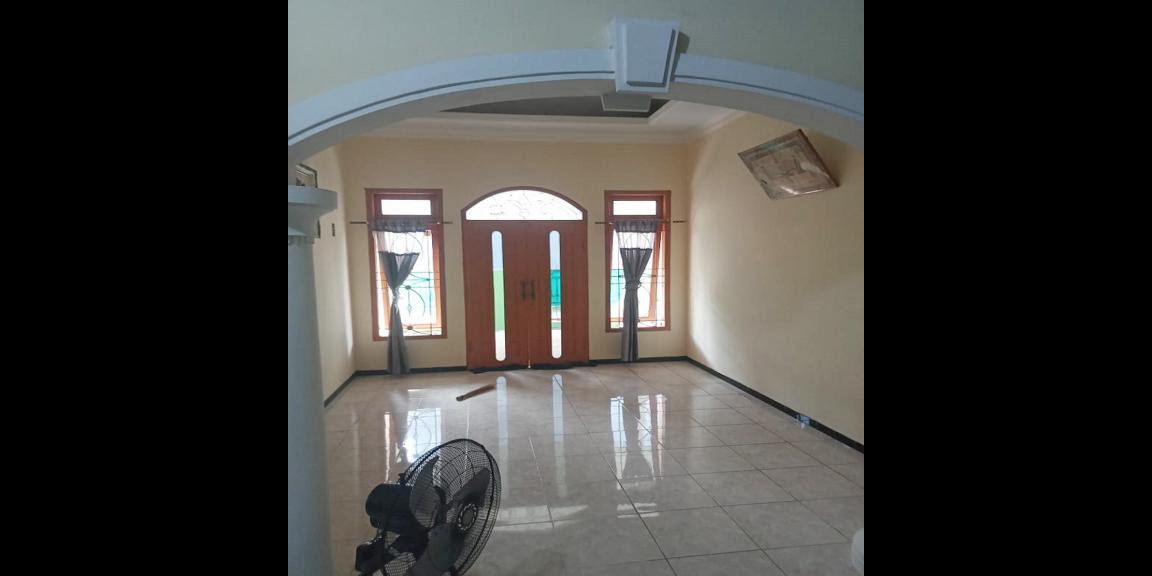 Jual Rumah di Cipondoh Dekat Stasiun Poris, Tangcity Mall, Mall Balekota, Bandara Soekarno Hatta Jual Rumah di Cipondoh Dekat Stasiun Poris, Tangcity Mall, Mall Balekota, Bandara Soekarno Hatta