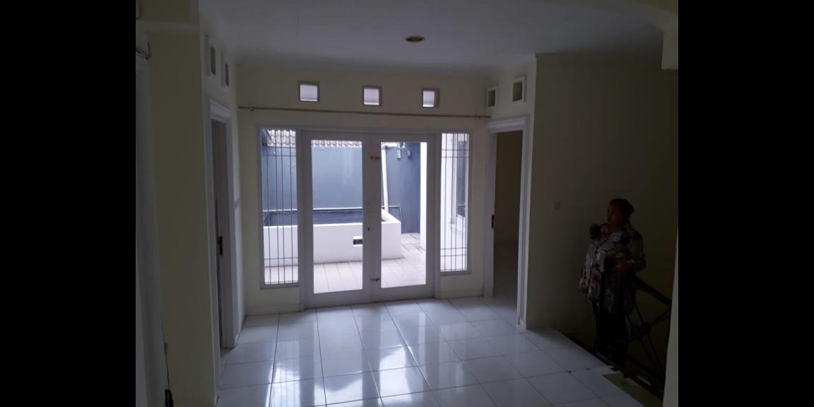 Dijual Cepat Rumah Siap Huni Bintaro Jaya Sektor 2 Dijual Cepat Rumah Siap Huni Bintaro Jaya Sektor 2