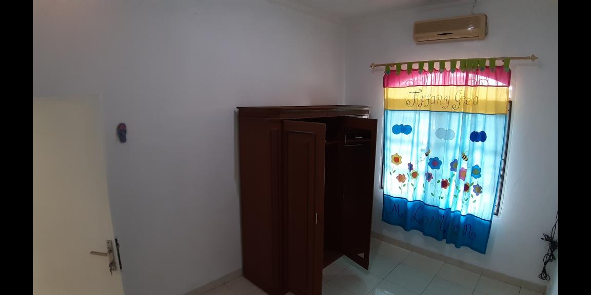 Disewakan Rumah 3 + 1 Kamar Tidur Bukit Serpong Mas Tangerang Selatan Disewakan Rumah 3 + 1 Kamar Tidur Bukit Serpong Mas Tangerang Selatan