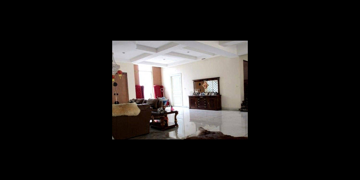 Dijual Rumah 3 Lantai di Kartini Raya, Jakarta Pusat Dijual Rumah 3 Lantai di Kartini Raya, Jakarta Pusat