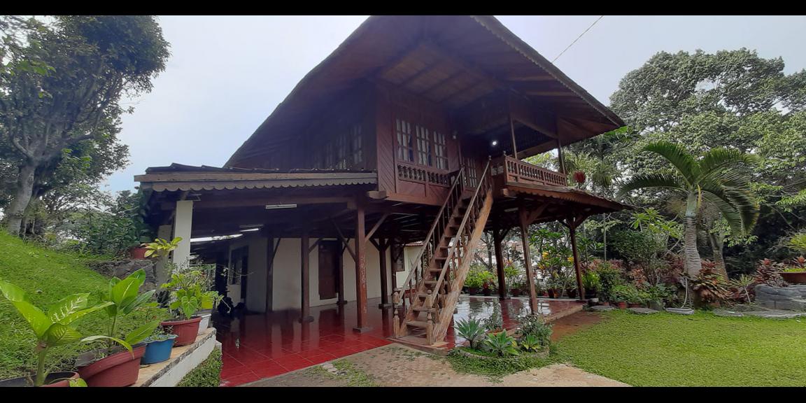 RUMAH DAN TANAH MAIN ROAD CIGADUNG BANDUNG RUMAH DAN TANAH MAIN ROAD CIGADUNG BANDUNG