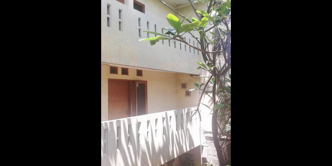 Kost Murah Bersih Lengkap di Komplek BSD Dekat AEON Mall BSD dan Stasiun Rawa Buntu Kost Murah Bersih Lengkap di Komplek BSD Dekat AEON Mall BSD dan Stasiun Rawa Buntu