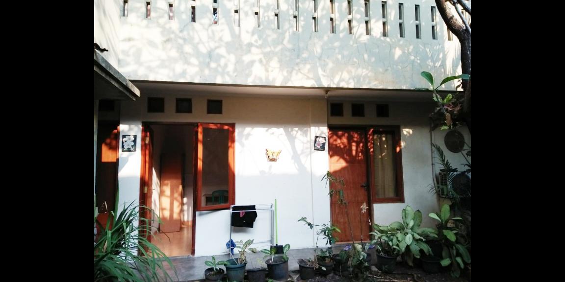 Kost Murah Bersih Lengkap di Komplek BSD Dekat AEON Mall BSD dan Stasiun Rawa Buntu Kost Murah Bersih Lengkap di Komplek BSD Dekat AEON Mall BSD dan Stasiun Rawa Buntu