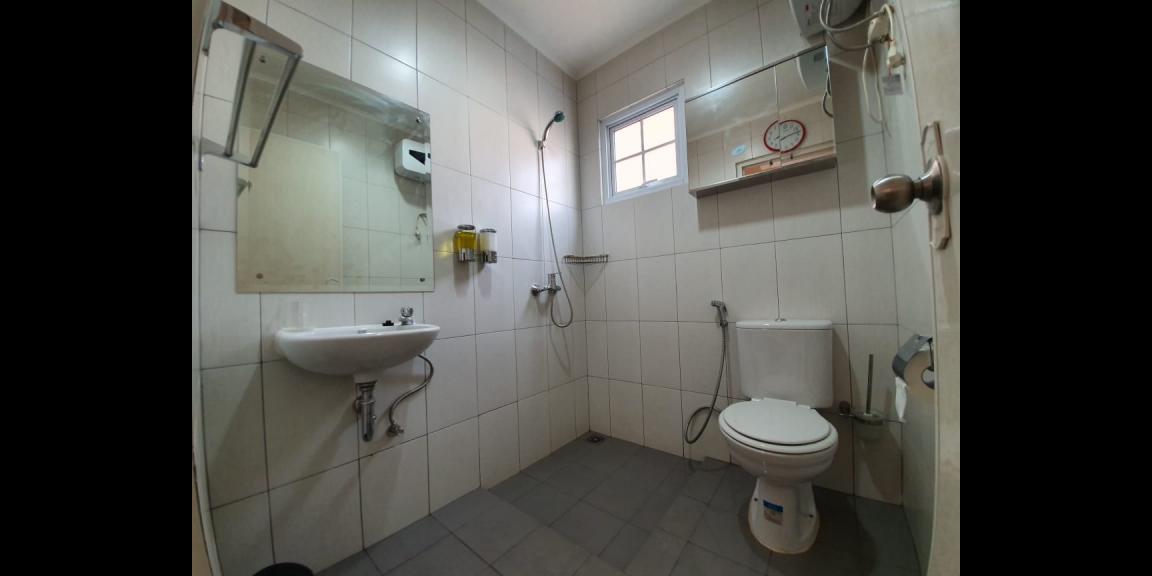 Kost Eksklusif Khusus Putra di Alesha House BSD Tangerang Bisa Berenang Sepuasnya Kost Eksklusif Khusus Putra di Alesha House BSD Tangerang Bisa Berenang Sepuasnya