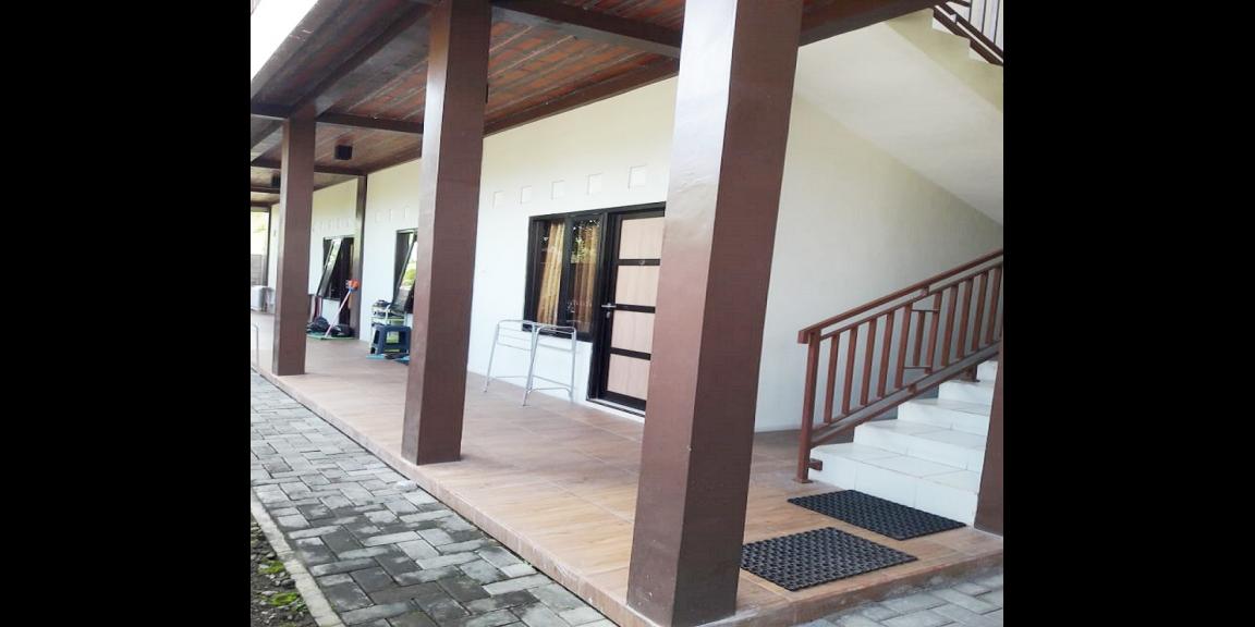 Kost Dekat Bandara Adisucipto, UPN Veteran Yogyakarta, Instiper, UII, AAU, UKRIM, Amikom Yogyakarta Kost Dekat Bandara Adisucipto, UPN Veteran Yogyakarta, Instiper, UII, AAU, UKRIM, Amikom Yogyakarta