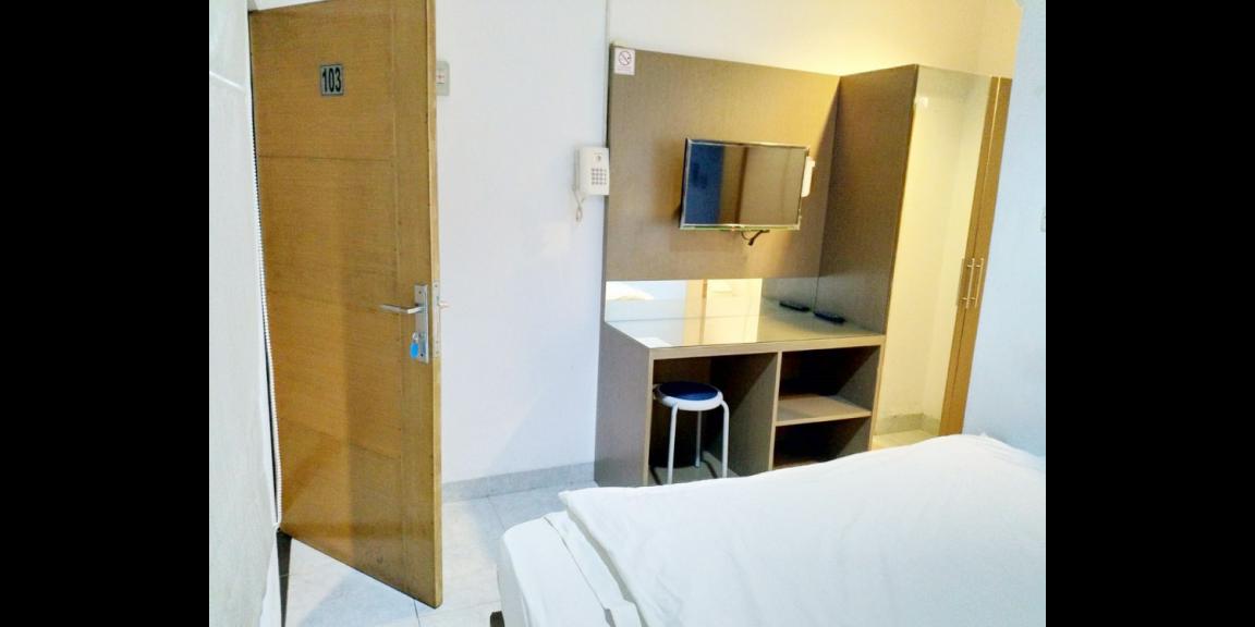 Kost Dekat Bandara Soekarno Hatta, PT. Mayora Indah Tbk, Stasiun Poris dan Terminal Kalideres Kost Dekat Bandara Soekarno Hatta, PT. Mayora Indah Tbk, Stasiun Poris dan Terminal Kalideres