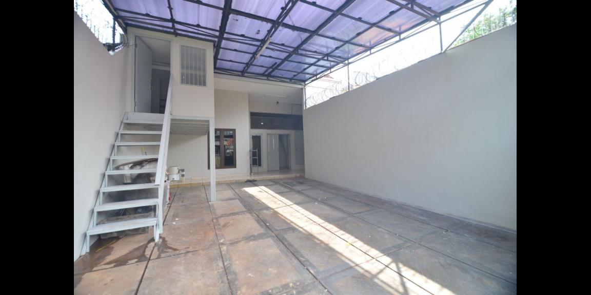 Kost Murah Dekat ITC Roxy Mas, Universitas Trisakti, Gajah Mada Plaza, Harmoni dan Monas  Kost Murah Dekat ITC Roxy Mas, Universitas Trisakti, Gajah Mada Plaza, Harmoni dan Monas