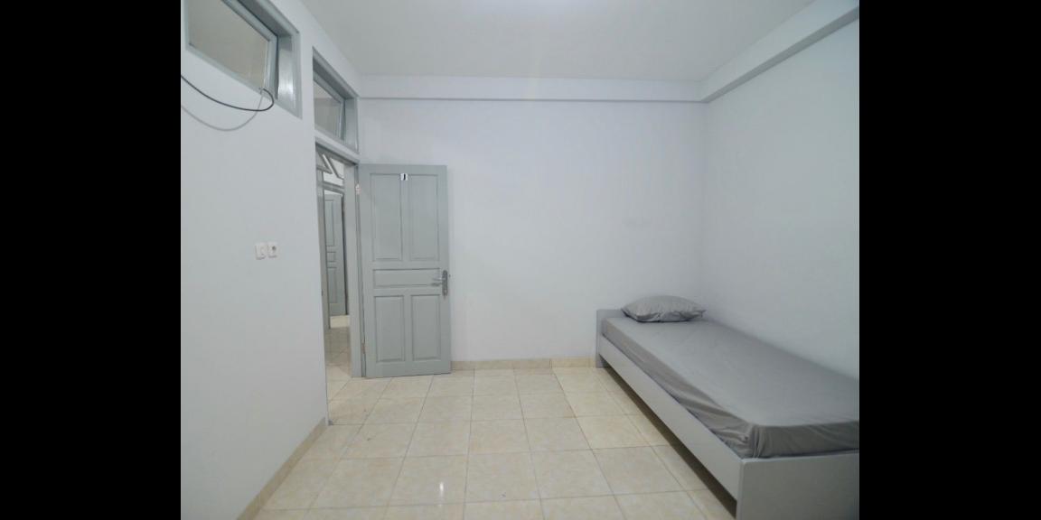 Kost Murah Dekat ITC Roxy Mas, Universitas Trisakti, Gajah Mada Plaza, Harmoni dan Monas  Kost Murah Dekat ITC Roxy Mas, Universitas Trisakti, Gajah Mada Plaza, Harmoni dan Monas