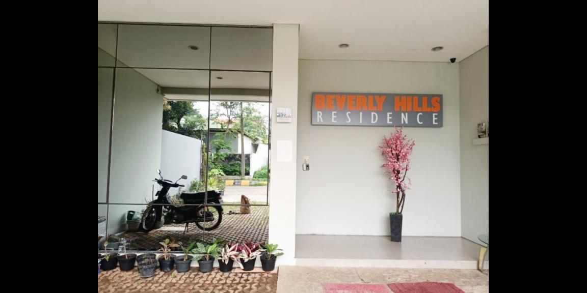 Kost Eksklusif Bersih Fasilitas Lengkap Dekat Kampus UPH Lippo Karawaci Tangerang Kost Eksklusif Bersih Fasilitas Lengkap Dekat Kampus UPH Lippo Karawaci Tangerang