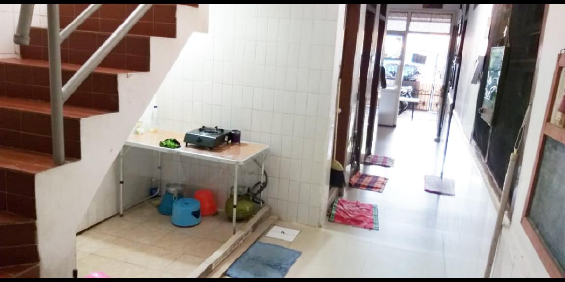 Kost Dekat Universitas Wijaya Kusuma, Mall Ciputra World Surabaya, Mall Lagoon Avenue, Islamic Centre Surabaya Kost Dekat Universitas Wijaya Kusuma, Mall Ciputra World Surabaya, Mall Lagoon Avenue, Islamic Centre Surabaya