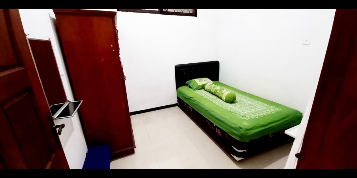 Kost Dekat Universitas Wijaya Kusuma, Mall Ciputra World Surabaya, Mall Lagoon Avenue, Islamic Centre Surabaya Kost Dekat Universitas Wijaya Kusuma, Mall Ciputra World Surabaya, Mall Lagoon Avenue, Islamic Centre Surabaya