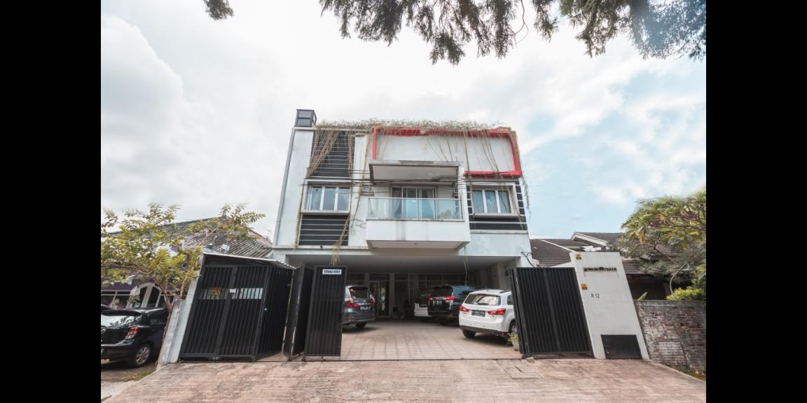 Kost Eksklusif Dekat MRT Lebak Bulus, Poins Square, Pusdiklat BATAN dan Rumah Sakit Mayapada Kost Eksklusif Dekat MRT Lebak Bulus, Poins Square, Pusdiklat BATAN dan Rumah Sakit Mayapada