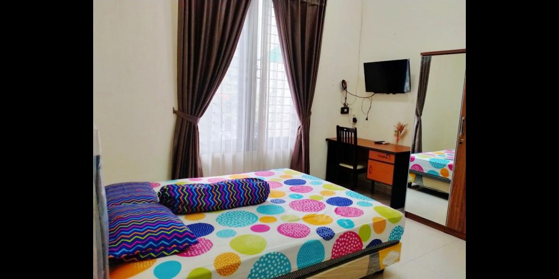 Kost Dekat Tunjungan Plaza, UNAIR, Kampus UWK, BG Junction dan The Central Mall Surabaya Kost Dekat Tunjungan Plaza, UNAIR, Kampus UWK, BG Junction dan The Central Mall Surabaya