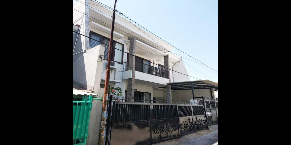 Kost Dekat Tunjungan Plaza, UNAIR, Kampus UWK, BG Junction dan The Central Mall Surabaya Kost Dekat Tunjungan Plaza, UNAIR, Kampus UWK, BG Junction dan The Central Mall Surabaya