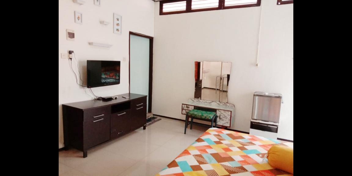 Kost Dekat Tunjungan Plaza, UNAIR, Kampus UWK, BG Junction dan The Central Mall Surabaya Kost Dekat Tunjungan Plaza, UNAIR, Kampus UWK, BG Junction dan The Central Mall Surabaya