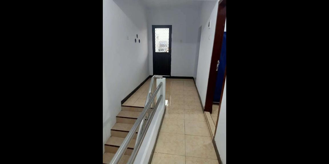 Kost Putra Dekat UNAIR, Tunjungan Plaza, Kaza Mall dan Stasiun Gubeng Surabaya Kost Putra Dekat UNAIR, Tunjungan Plaza, Kaza Mall dan Stasiun Gubeng Surabaya