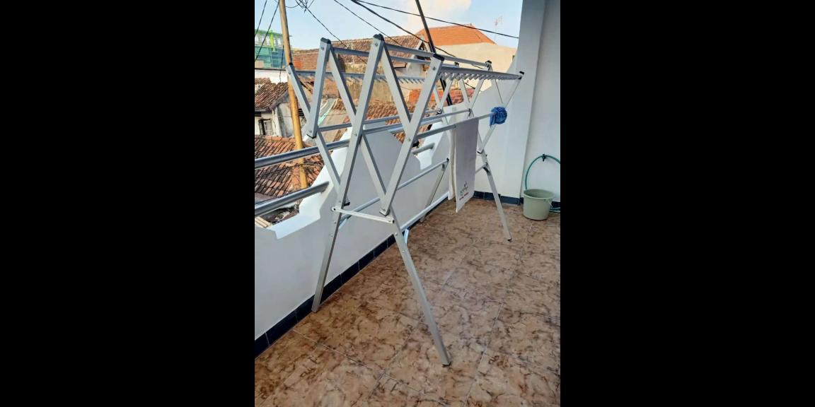 Kost Putra Dekat UNAIR, Tunjungan Plaza, Kaza Mall dan Stasiun Gubeng Surabaya Kost Putra Dekat UNAIR, Tunjungan Plaza, Kaza Mall dan Stasiun Gubeng Surabaya