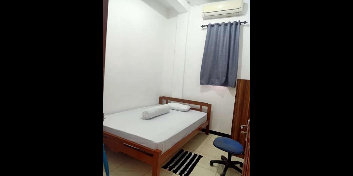 Kost Putra Dekat UNAIR, Tunjungan Plaza, Kaza Mall dan Stasiun Gubeng Surabaya Kost Putra Dekat UNAIR, Tunjungan Plaza, Kaza Mall dan Stasiun Gubeng Surabaya