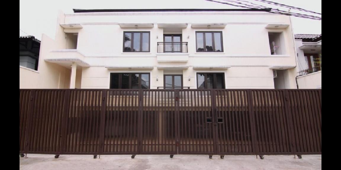 Kost Eksklusif di Tebet Dekat Stasiun Cawang, Mall Kota Kasablanka dan Universitas Paramadina Kost Eksklusif di Tebet Dekat Stasiun Cawang, Mall Kota Kasablanka dan Universitas Paramadina