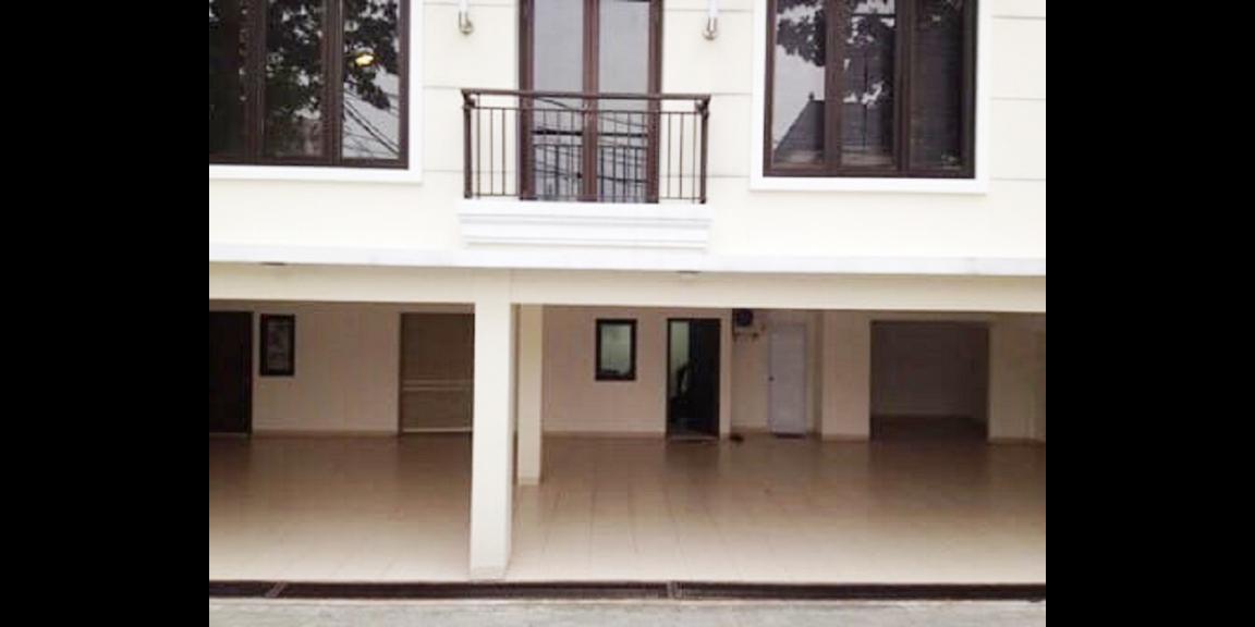 Kost Eksklusif di Tebet Dekat Stasiun Cawang, Mall Kota Kasablanka dan Universitas Paramadina Kost Eksklusif di Tebet Dekat Stasiun Cawang, Mall Kota Kasablanka dan Universitas Paramadina