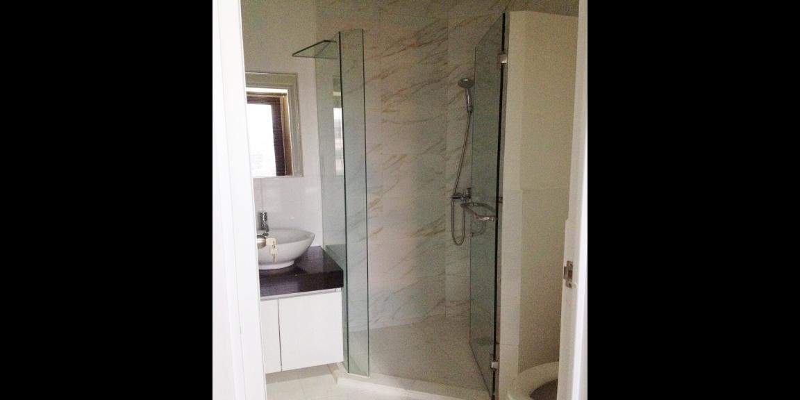 Kost Eksklusif di Tebet Dekat Stasiun Cawang, Mall Kota Kasablanka dan Universitas Paramadina Kost Eksklusif di Tebet Dekat Stasiun Cawang, Mall Kota Kasablanka dan Universitas Paramadina