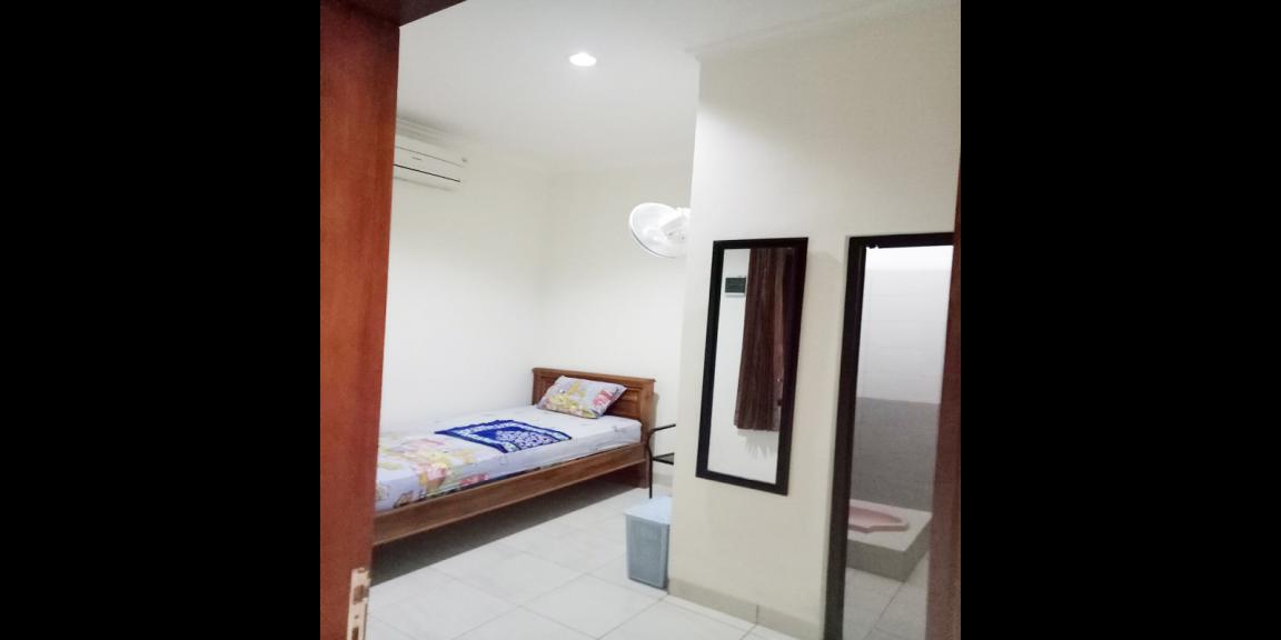 Kost Putri Dekat UI Salemba, Universitas YARSI, UNJ, UIJ, Mall Green Pramuka Square dan RSCM Kost Putri Dekat UI Salemba, Universitas YARSI, UNJ, UIJ, Mall Green Pramuka Square dan RSCM