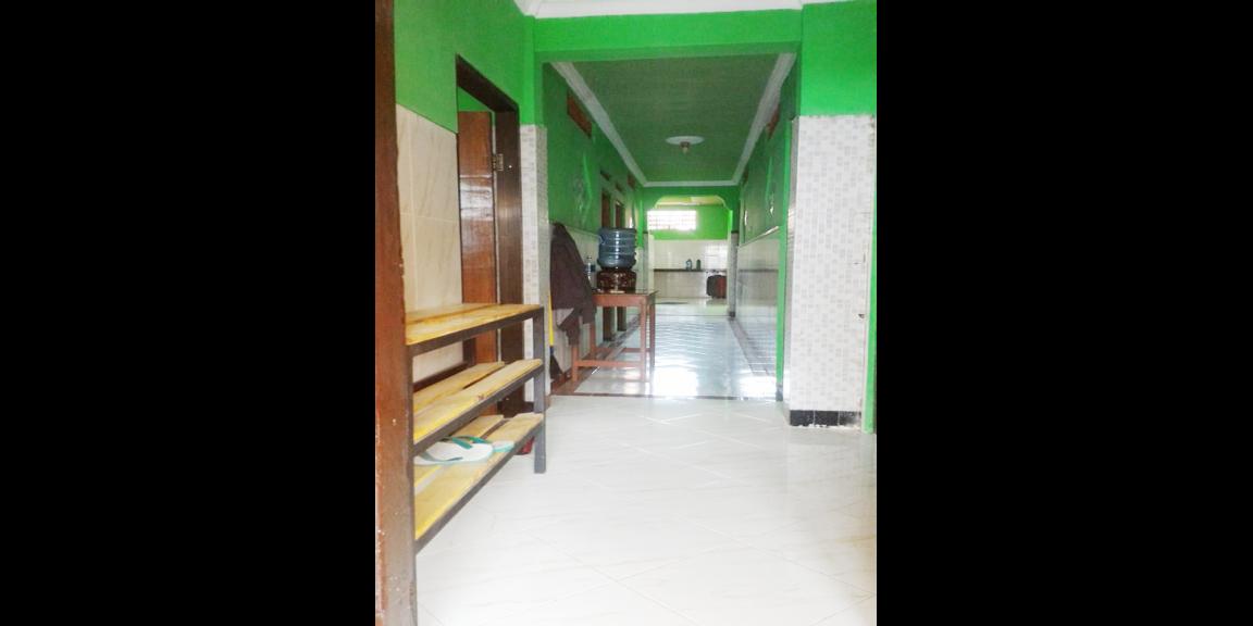 Kost Putri Dekat UNESA, Mall Royal Plaza, Mall CITO, Maspion Square, RS Islam Surabaya, RSPAL Dr. Ramelan Surabaya Kost Putri Dekat UNESA, Mall Royal Plaza, Mall CITO, Maspion Square, RS Islam Surabaya, RSPAL Dr. Ramelan Surabaya