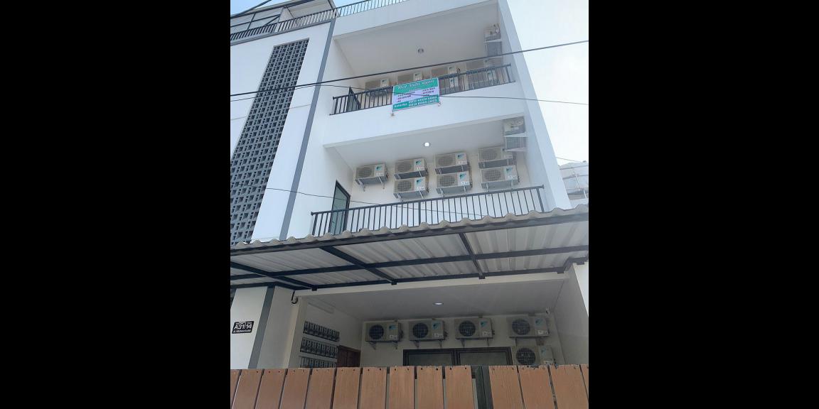 Kost Putri di Bintaro Dekat Bintaro Plaza, Dekat Kamus STAN Bintaro dan Stasiun Pondok Ranji Kost Putri di Bintaro Dekat Bintaro Plaza, Dekat Kamus STAN Bintaro dan Stasiun Pondok Ranji