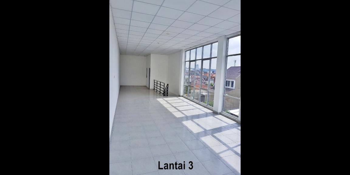 Ruko LT. 134 / LB. 180 - 3 Lt - Jl. Badak Raya, Smg - SHM Ruko LT. 134 / LB. 180 - 3 Lt - Jl. Badak Raya, Smg - SHM