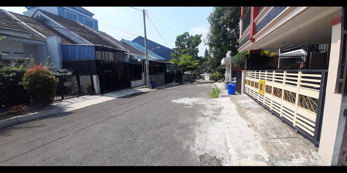RUMAH SEMI FURNISHED DI JATIHANDAP BANDUNG RUMAH SEMI FURNISHED DI JATIHANDAP BANDUNG