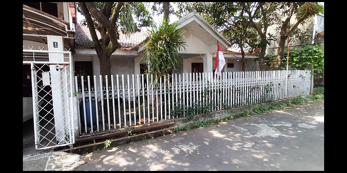 DIJUAL RUMAH SATU SETENGAH LANTAI DI TURANGGA KOTA BANDUNG DIJUAL RUMAH SATU SETENGAH LANTAI DI TURANGGA KOTA BANDUNG