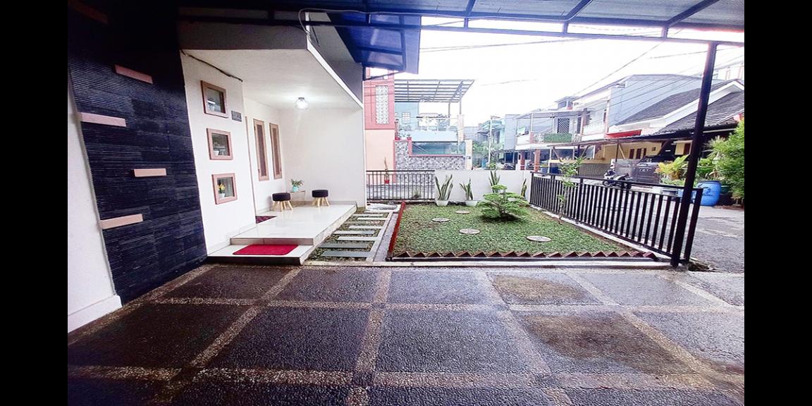 RUMAH CANTIK DUA LANTAI GAYA MINIMALIS DI KOPO BANDUNG RUMAH CANTIK DUA LANTAI GAYA MINIMALIS DI KOPO BANDUNG