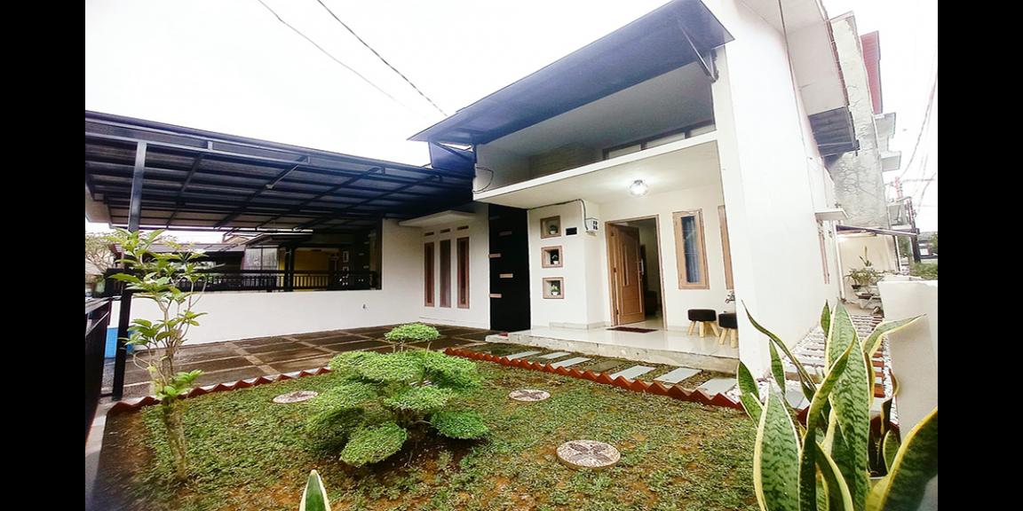 RUMAH CANTIK DUA LANTAI GAYA MINIMALIS DI KOPO BANDUNG RUMAH CANTIK DUA LANTAI GAYA MINIMALIS DI KOPO BANDUNG