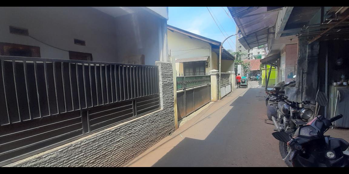 RUMAH 8 KAMAR TIDUR SIAP HUNI KAWASAN PERKANTORAN, JASA DAN NIAGA SAYAP JALAN CIKUTRA KOTA BANDUNG RUMAH 8 KAMAR TIDUR SIAP HUNI KAWASAN PERKANTORAN, JASA DAN NIAGA SAYAP JALAN CIKUTRA KOTA BANDUNG