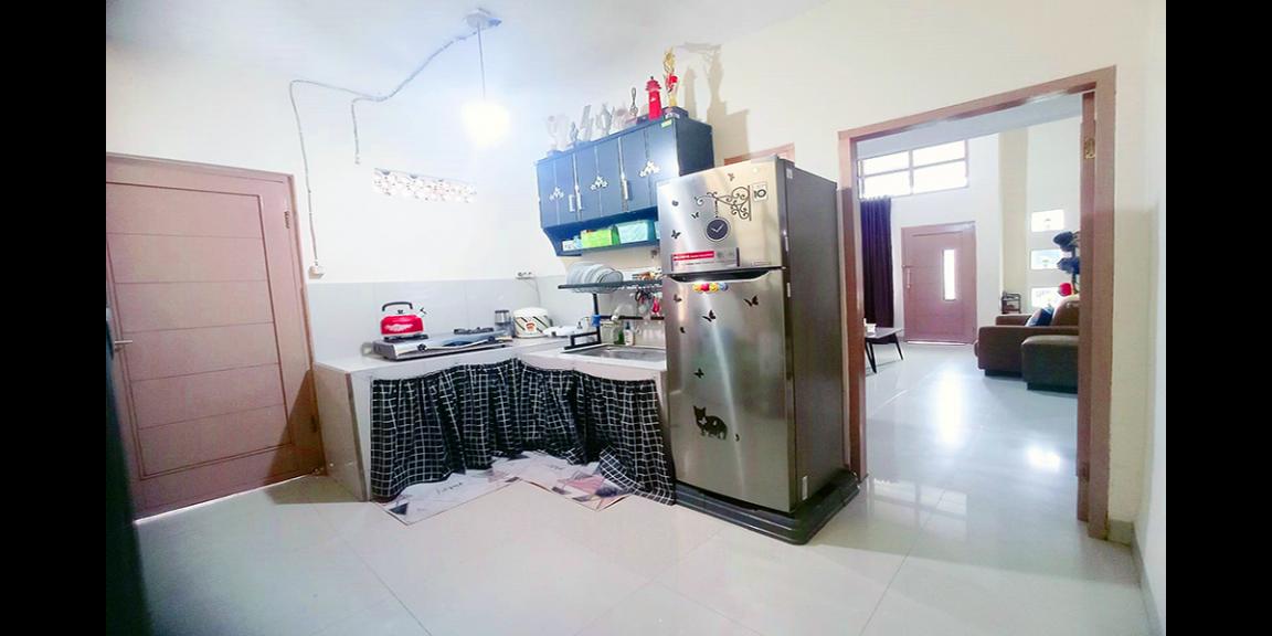 RUMAH CANTIK DUA LANTAI GAYA MINIMALIS DI KOPO BANDUNG RUMAH CANTIK DUA LANTAI GAYA MINIMALIS DI KOPO BANDUNG