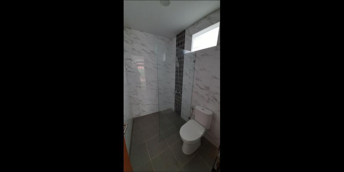 RUMAH BARU DUA LANTAI DENGAN ROOF TOP DI JAKARTA PUSAT RUMAH BARU DUA LANTAI DENGAN ROOF TOP DI JAKARTA PUSAT